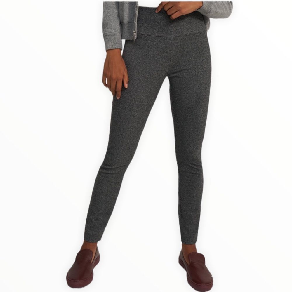 Theory Yoke High Rise Ankle Length Legging in Grey Marled Compact Knit